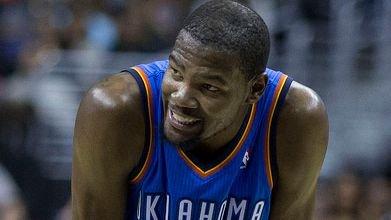 Kevin Durant playing for the Thunder