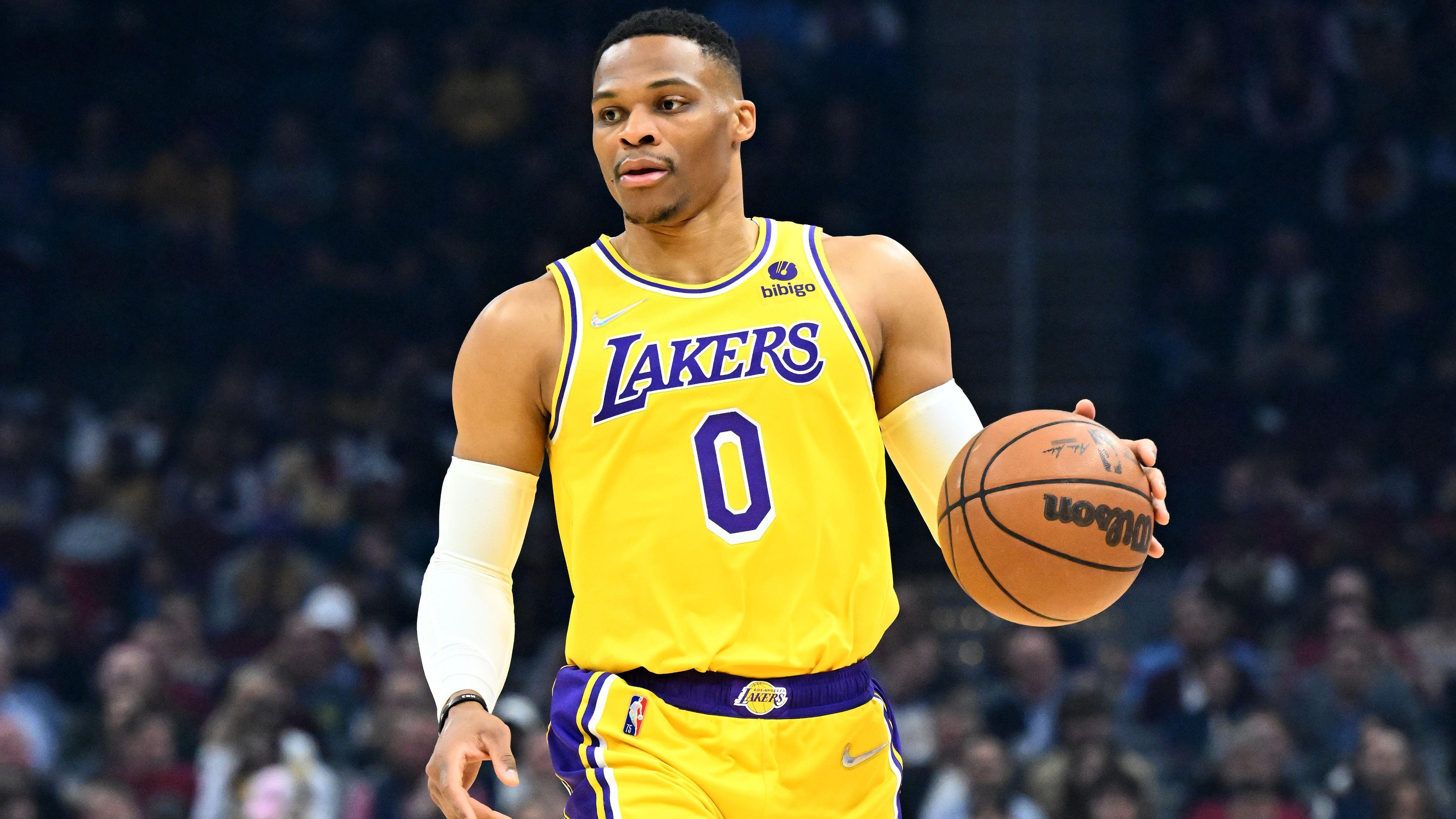Russell Westbrook making plays for the Lakers