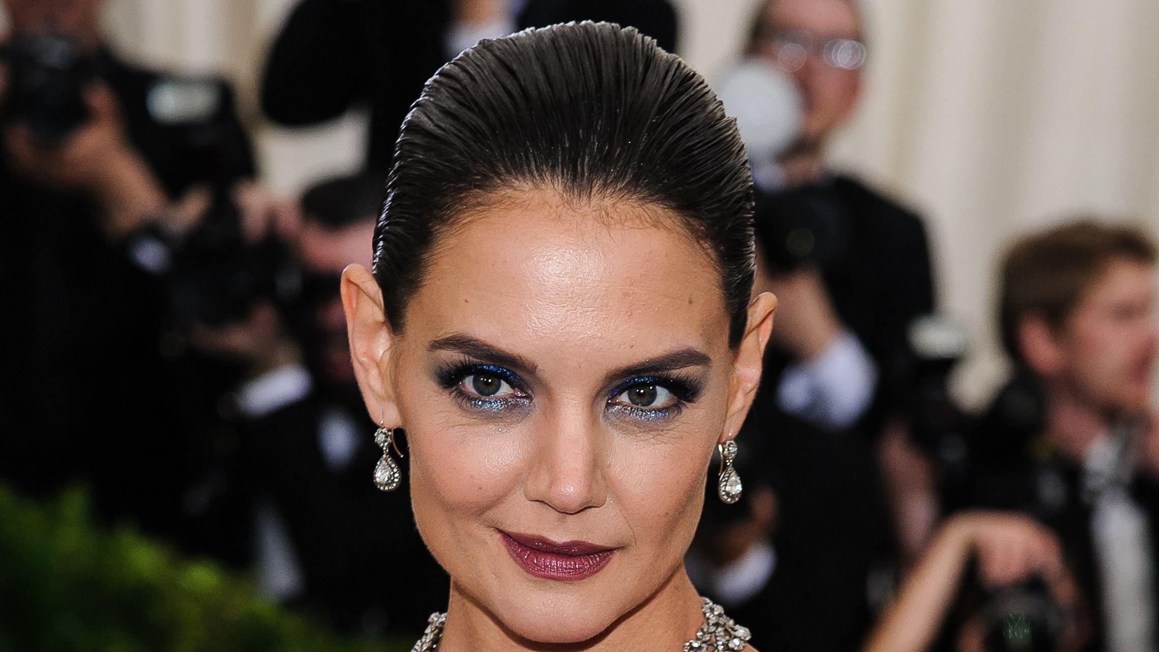 Close Up Shot Of Katie Holmes