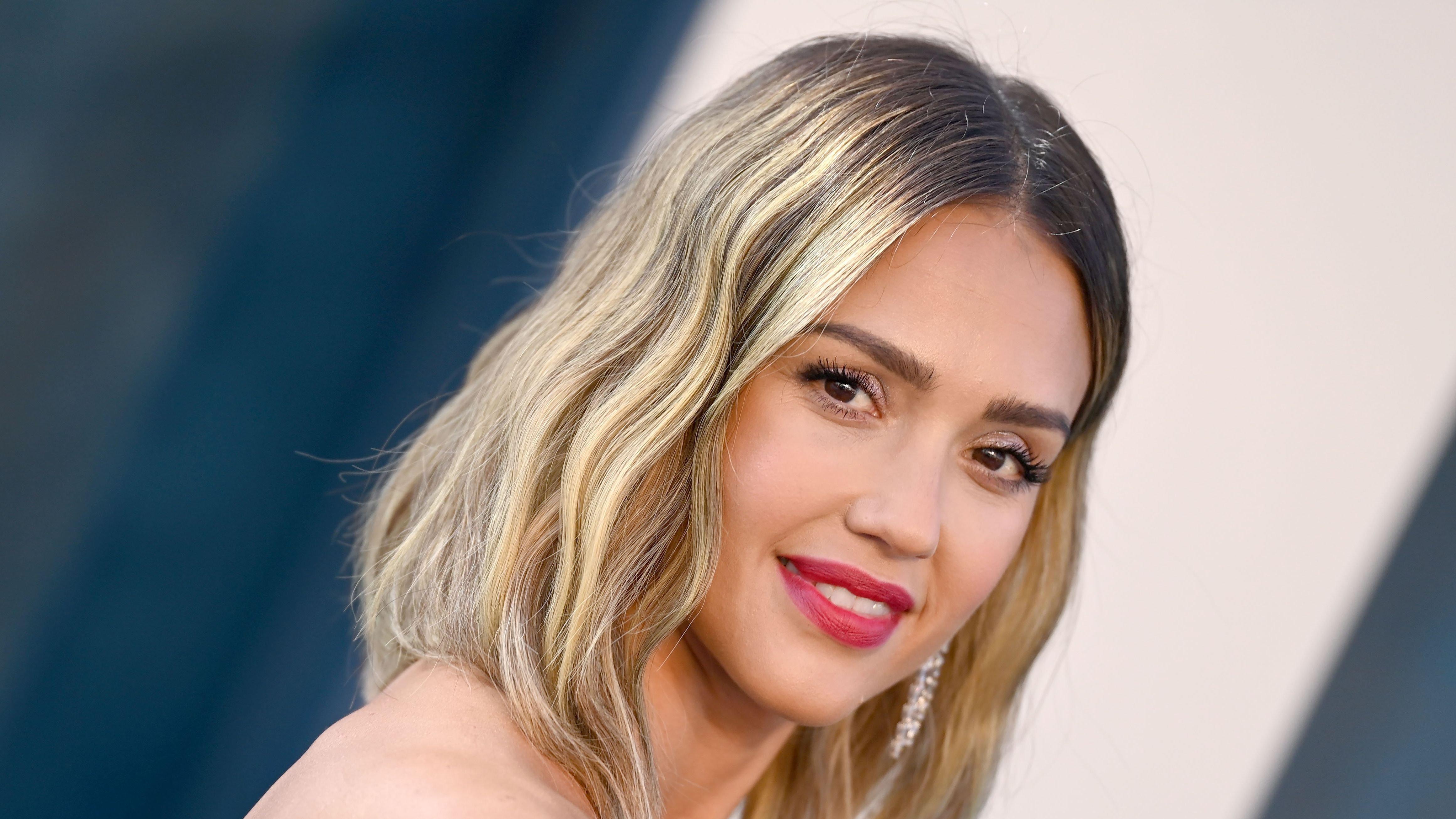 Jessica Alba is a style inspiration